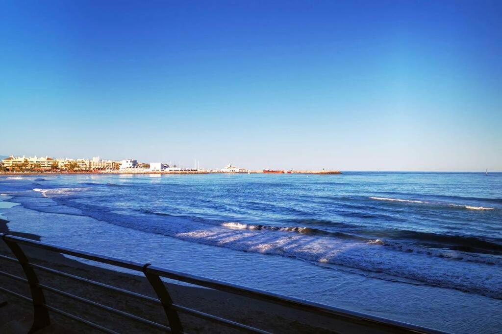 Beautiful Sea Views Cozy Apartment 350 M From Beach Benalmádena Zewnętrze zdjęcie