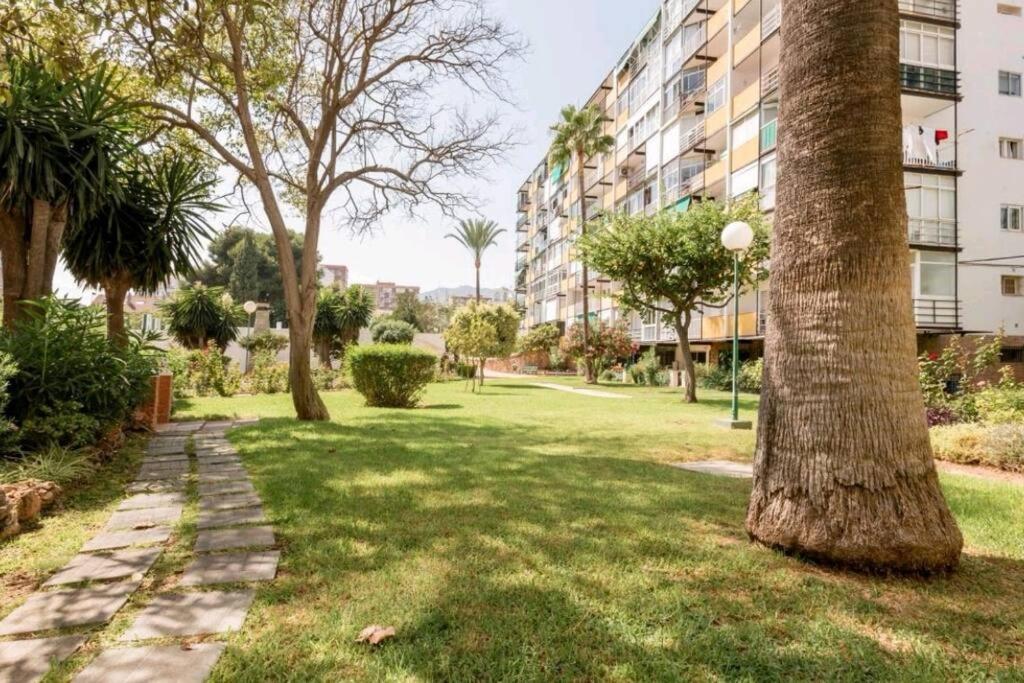 Beautiful Sea Views Cozy Apartment 350 M From Beach Benalmádena Zewnętrze zdjęcie
