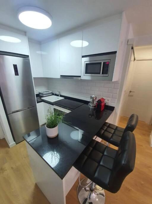Beautiful Sea Views Cozy Apartment 350 M From Beach Benalmádena Zewnętrze zdjęcie